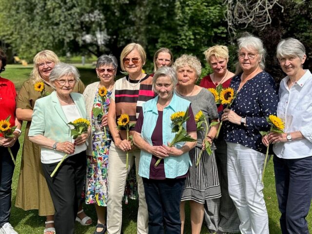 Zehn Jahre Engagement mit Herz: Ambulanter Hospizdienst PALLIUM feiert langjährige Ehrenamtliche und sucht regelmäßig neue Ehrenamtliche