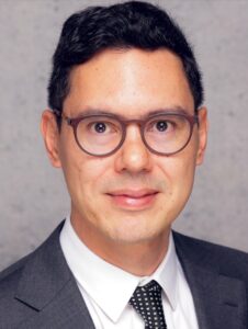 Patrik Roser ist neuer Chefarzt der Klinik für Abhängiges Verhalten und Suchtmedizin