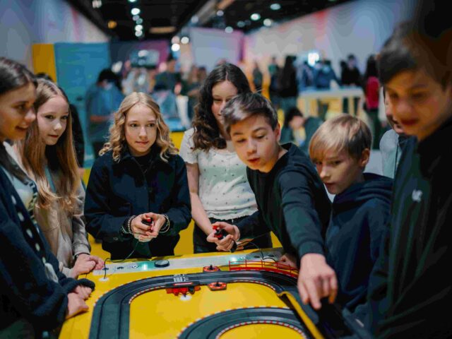 Die Kraft der Erwartung fährt 2026 mit dem Schiff durch Deutschland